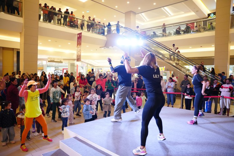 Mirchi Neon Run Kicks Off: T-Shirt Unveiling at Oasis Mall, Juffair