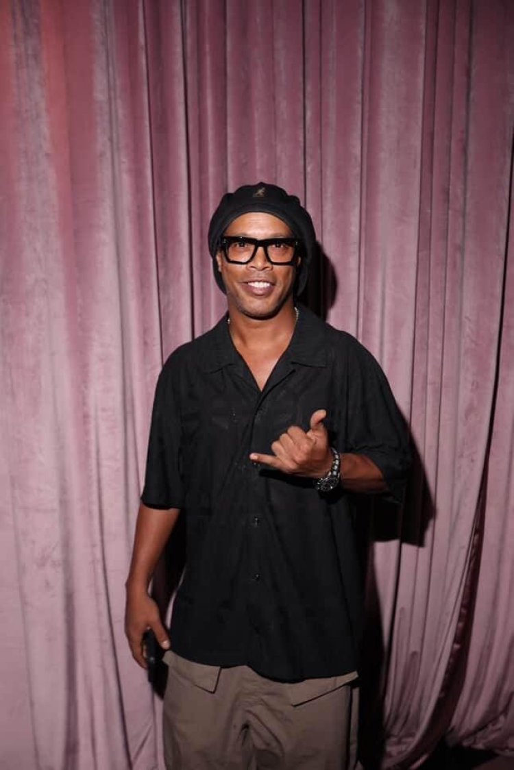 While Airspace Tensions Rose, Ronaldinho Was Spotted Dining at Krasota Dubai