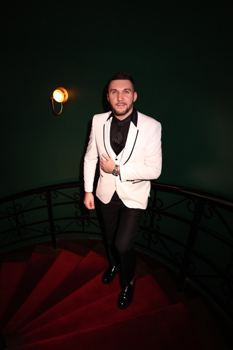 Luxuria Redefines Karaoke with Immersive Theatrics and Global Creativity in Dubai