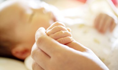Japan’s Birthrate Hits Record Low in First Half of 2025 Amid Worsening Demographic Crisis