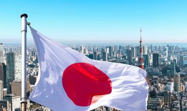 Japan's Factory Activity Contracts Again in August Amid Slump in Export Orders