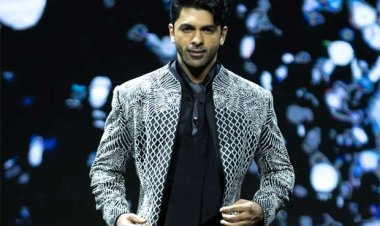 Taha Shah Badusha Walks the Ramp in Delhi to Raise Awareness for Cervical Cancer