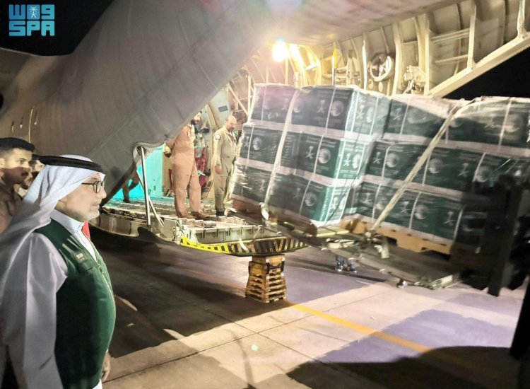 61st Saudi Relief Plane Arrives in Egypt with Aid for Gaza