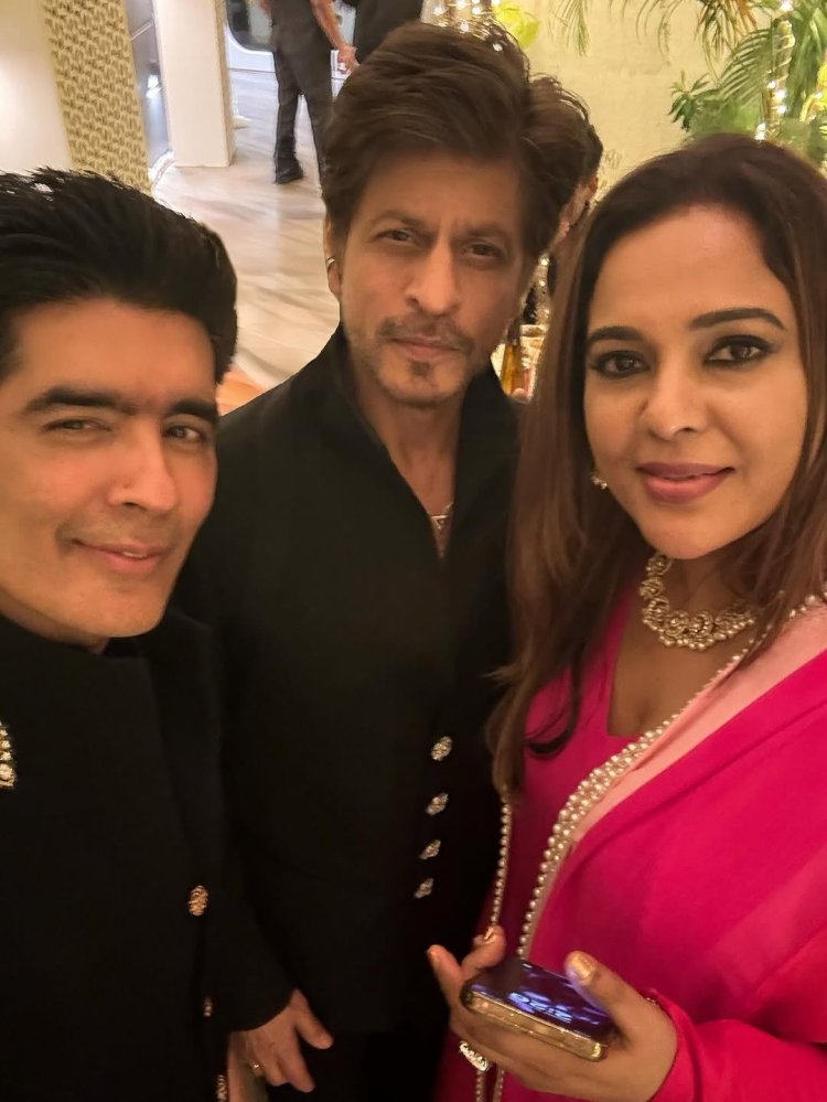 Manish Malhotra’s Diwali Party 2025: A Night of Glamour, Style, and Bollywood Magic