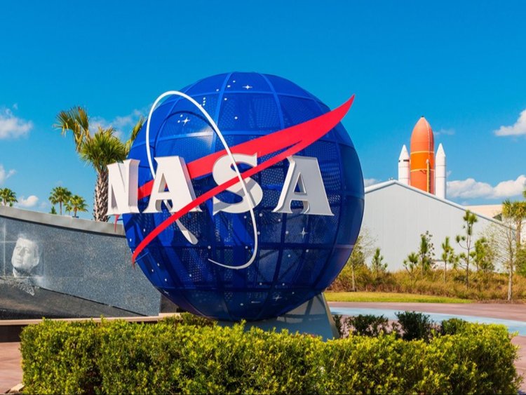 nasa temporarily shuts down amid us government funding lapse