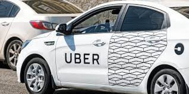 Saudi Uber Driver Abed Praised Nationwide for Offering Free Ride to Passenger in Jeddah