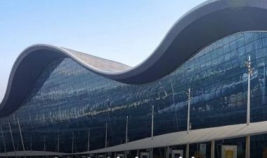 Abu Dhabi Airports and e& Launch Free 10GB Visitor SIM for All International Arrivals at Zayed International Airport