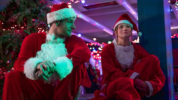 Mickey 17, Jingle Bell Heist, and More: 5 New Films to Stream This Weekend