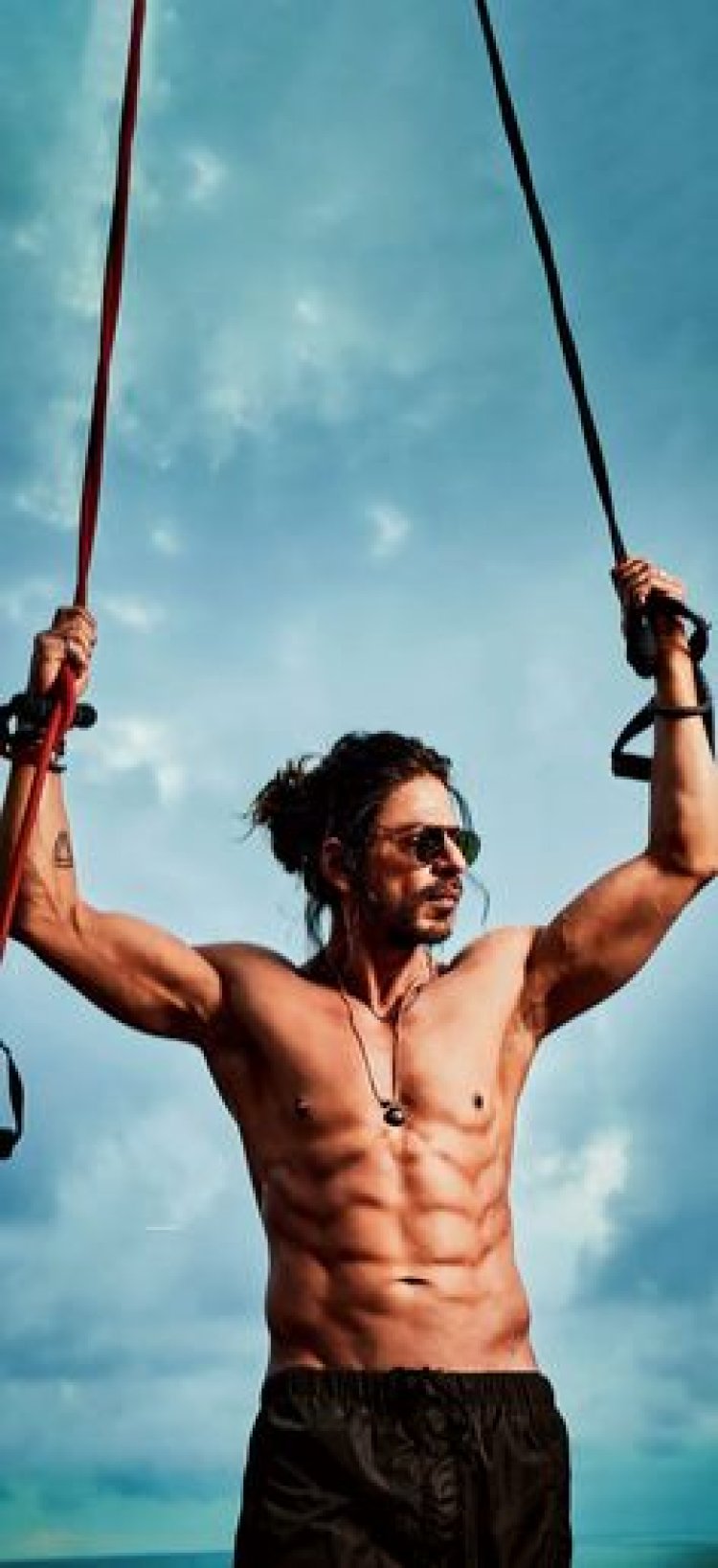 ‘Pathaan 2’ Announced in Dubai? Shah Rukh Khan Hints at His Return as the Spy