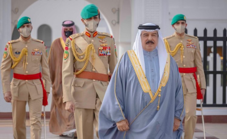 Bahrain King receives credentials of four new ambassadors at Al Sakhir Palace