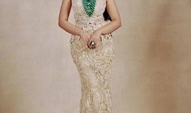 Isha Ambani Stuns in Emerald Diamonds and Anamika Khanna Coutur