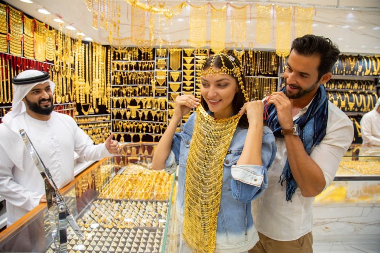 Dubai gold prices retreat nearly Dh30 after record surge