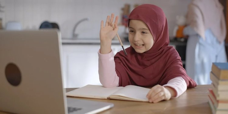 Bahrain extends distance learning for over 150,000 students amid ongoing situation