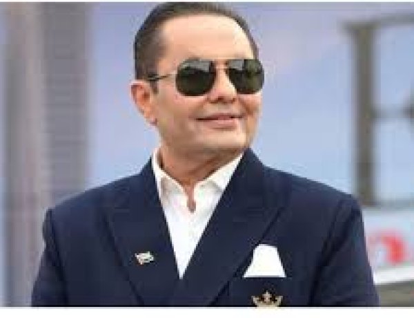 Danube Group chairman assures no layoffs, pledges timely salaries