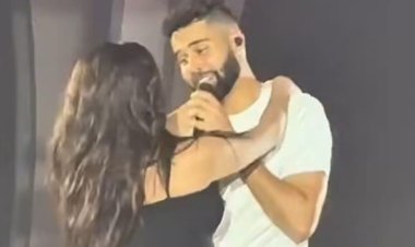 Tara Sutaria and AP Dhillon on stage