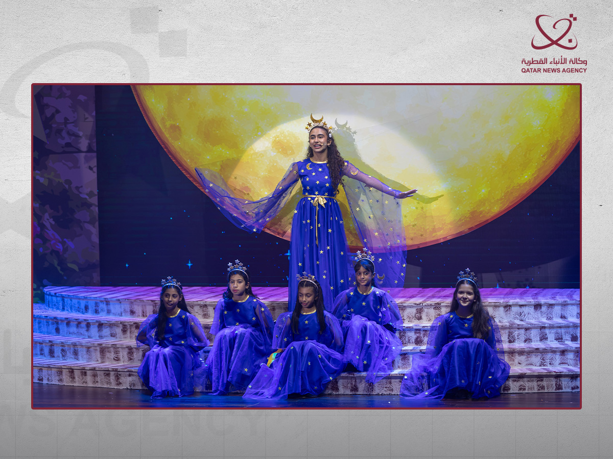 Students perform in blue costumes in Showtime! 2026, pictured by Qatar News Agency